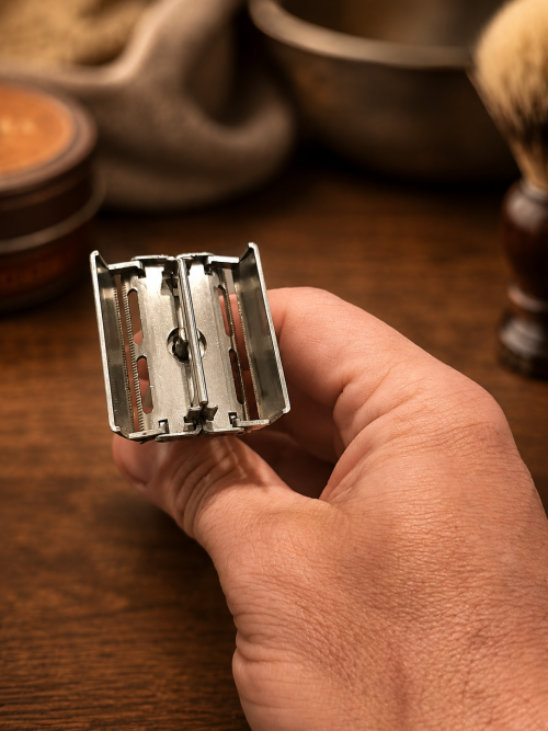 Gillette_Aristocrat_No_15_5.png