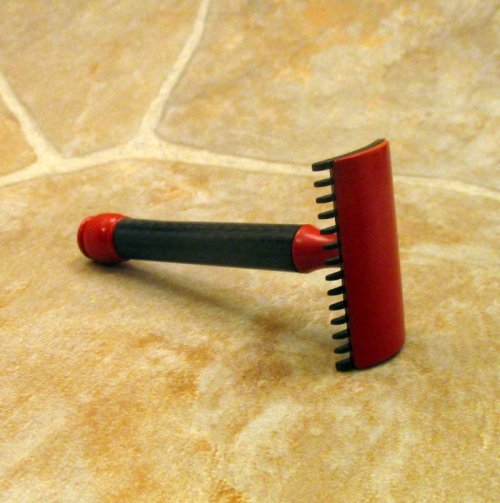 redandblack03.JPG redandblack03.JPG