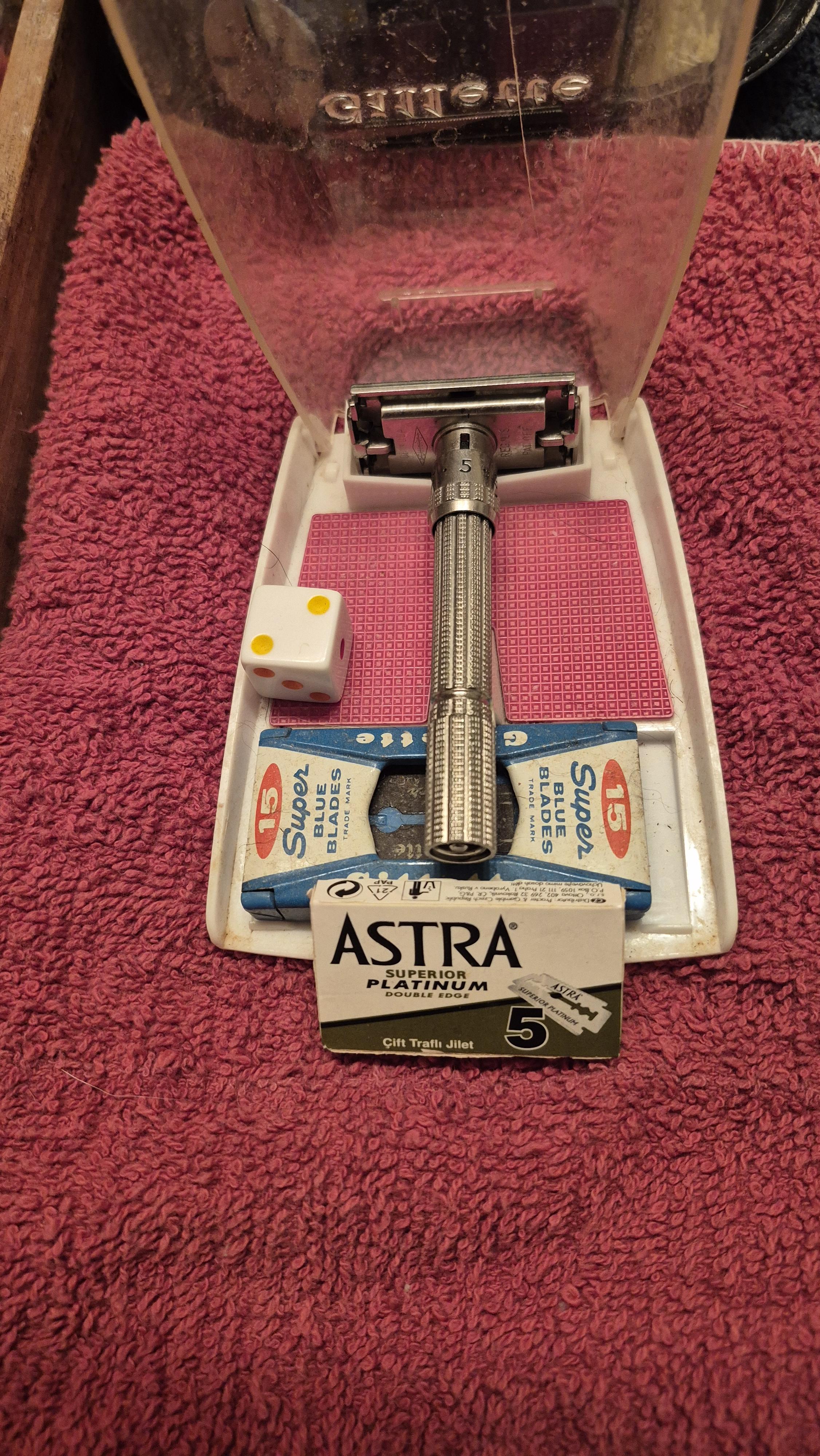 9d3f714065cc1ef9165c25567181a47d.jpg
