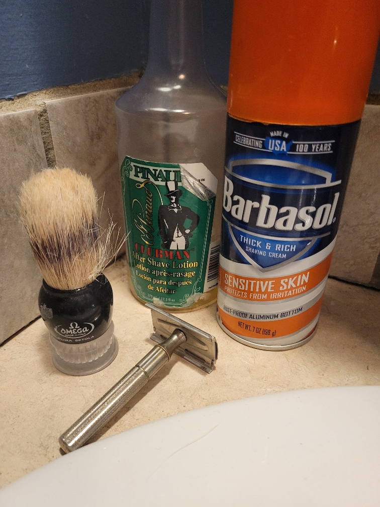 5aa9a4c83483ed68fa96d1ae228bd220.jpg
